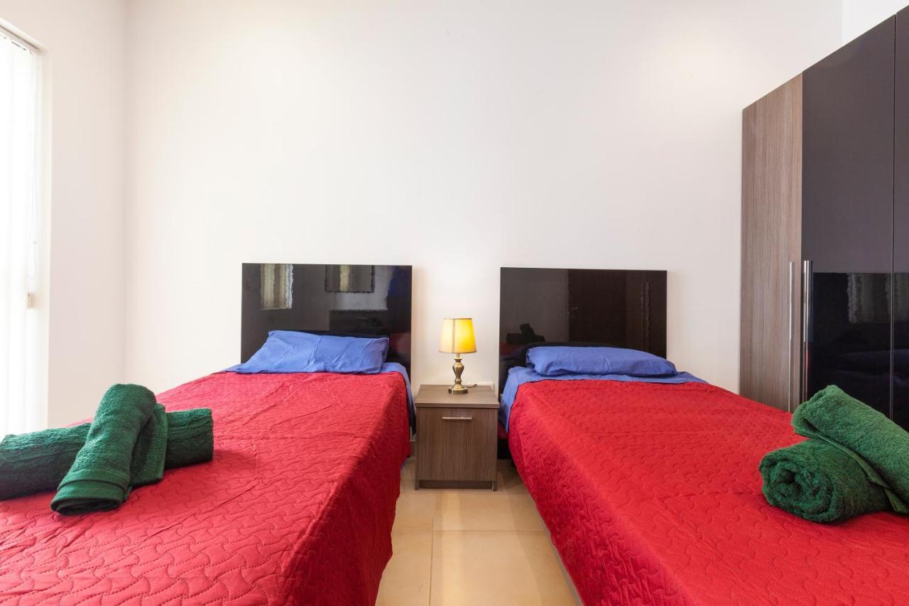 Pc3- Centrally Located Apt-Close To University Мсида Экстерьер фото